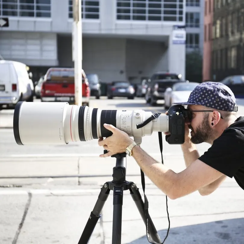 Canon EF 600mm f/4L IS III USM Lens Memory Card Bundle